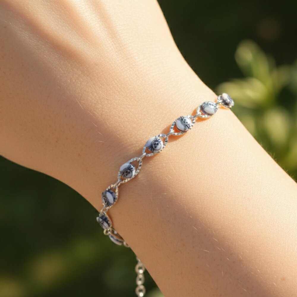 "Trendy Handmade Bracelet – A Stylish Gift for Women & Girls, MAR091281